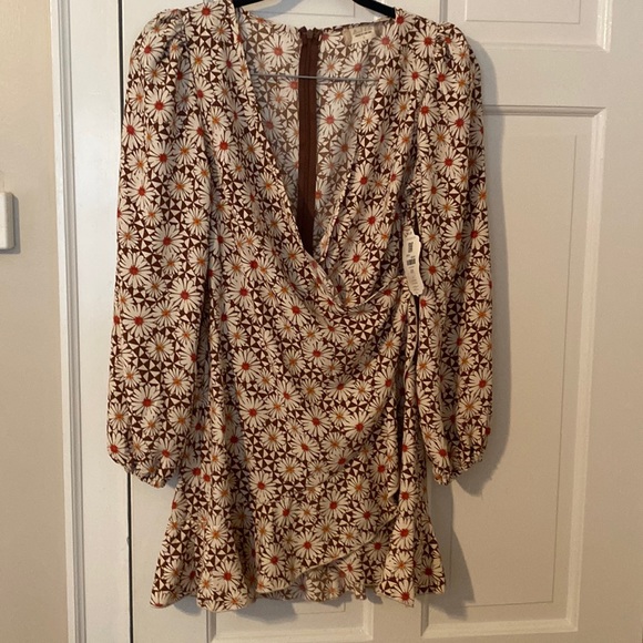 Altar’d state dress - Picture 1 of 4